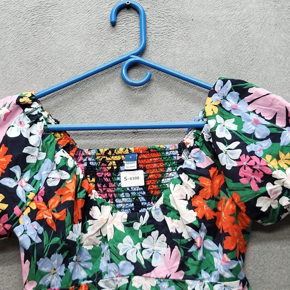 Old Navy‎ Women Blouse M Multicolor Floral Smocking Pullover Waist Defined